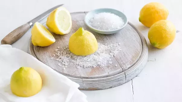 скраб из лимонного сока и соли