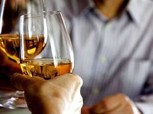 Можно ли пить алкоголь при высоком давлении?
