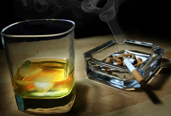 Сигарета и алкоголь